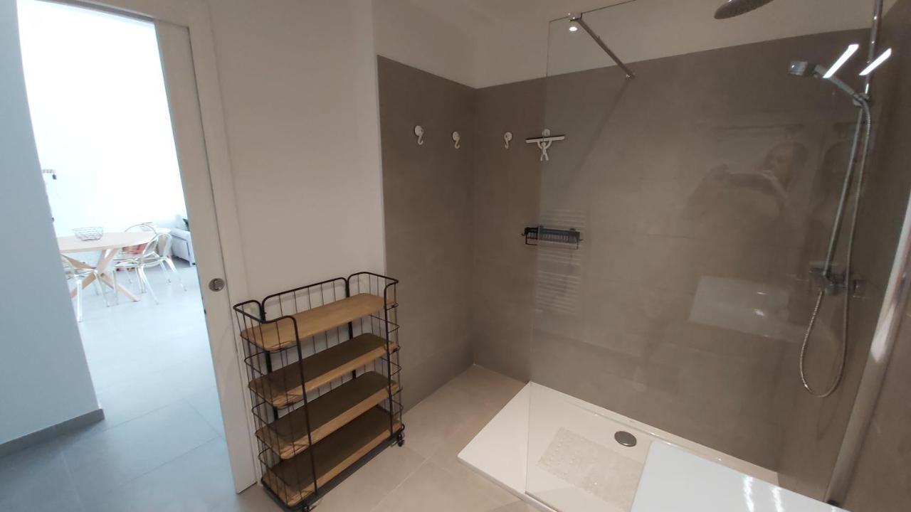 Villa Home Holiday A Cala Rossa Lecci Kültér fotó