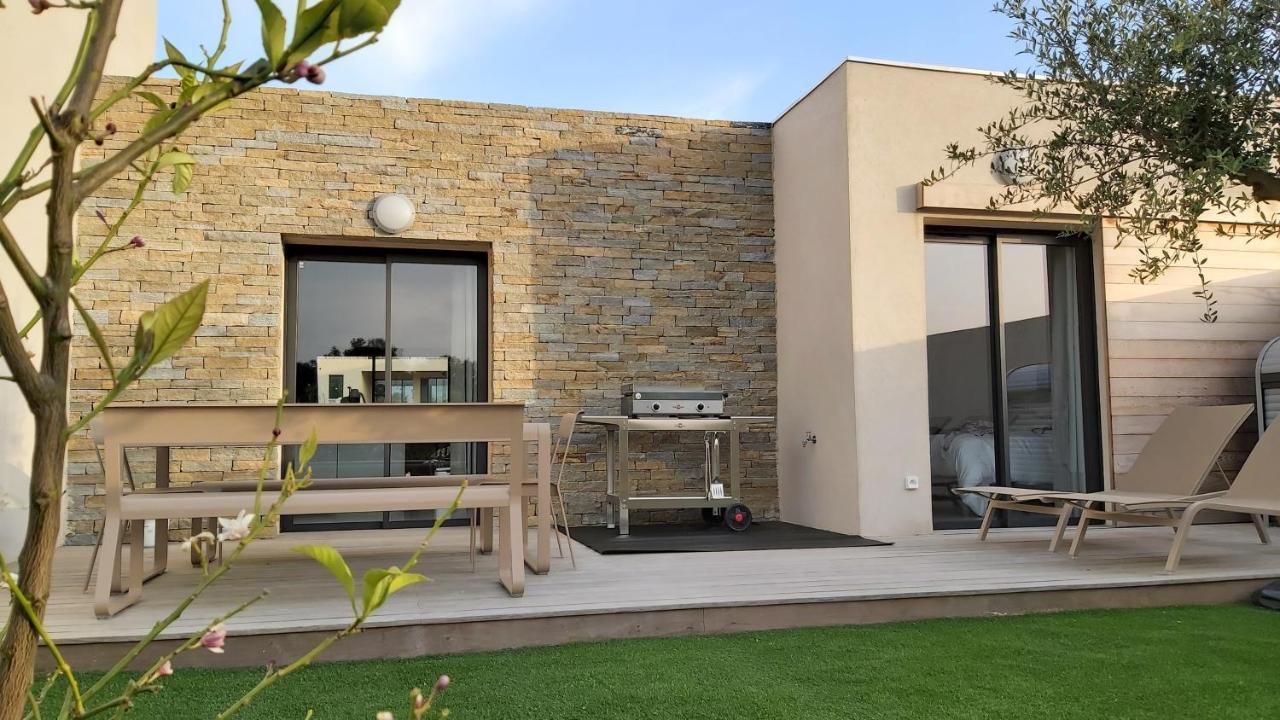 Villa Home Holiday A Cala Rossa Lecci Kültér fotó