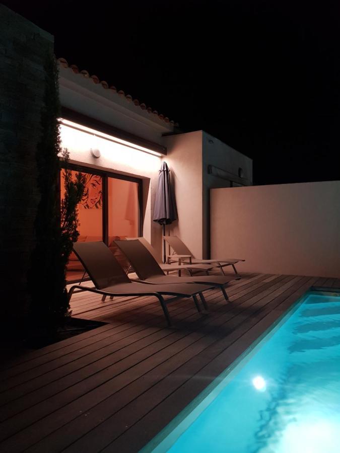 Villa Home Holiday A Cala Rossa Lecci Kültér fotó